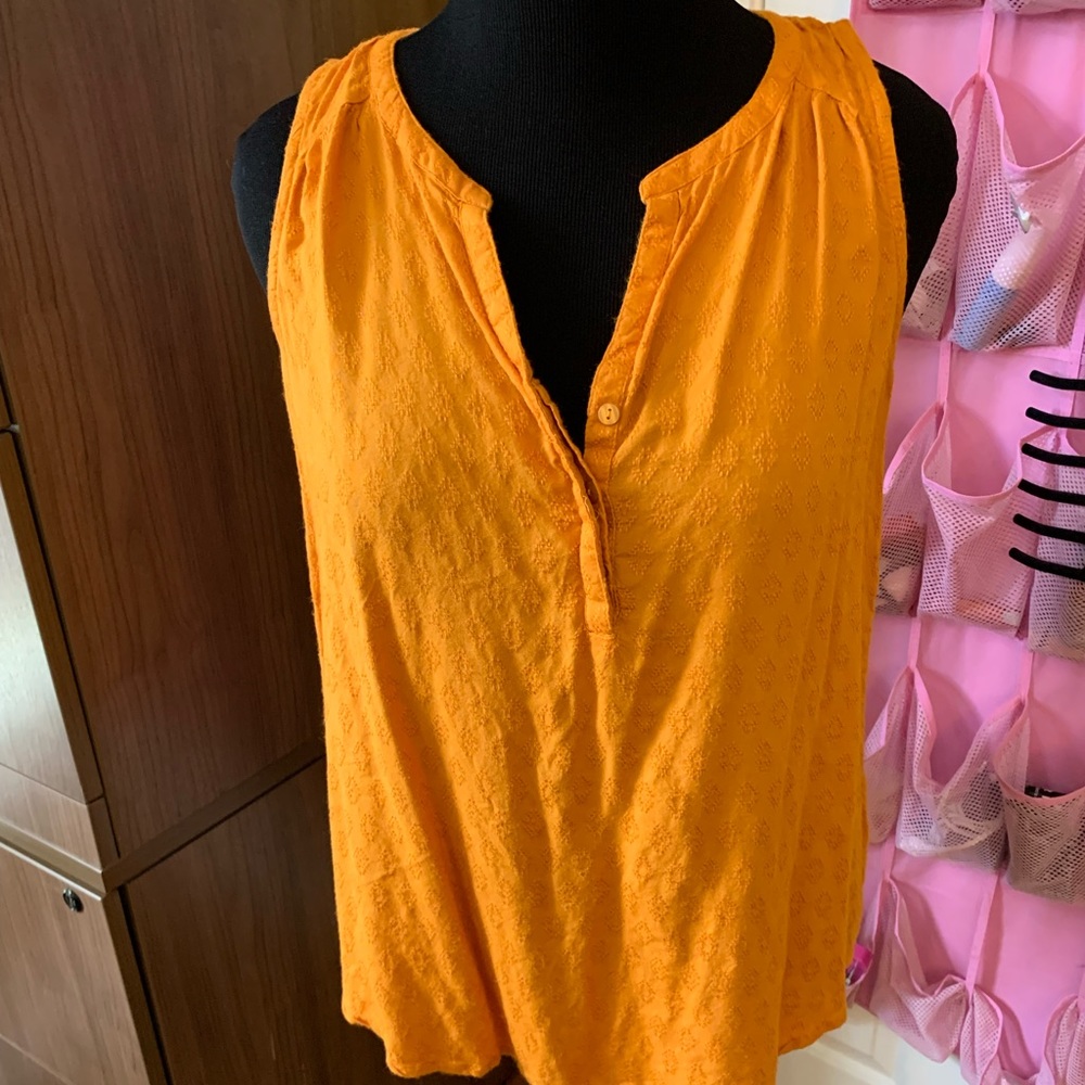 Sleeveless, golden yellow blouse, Size L.